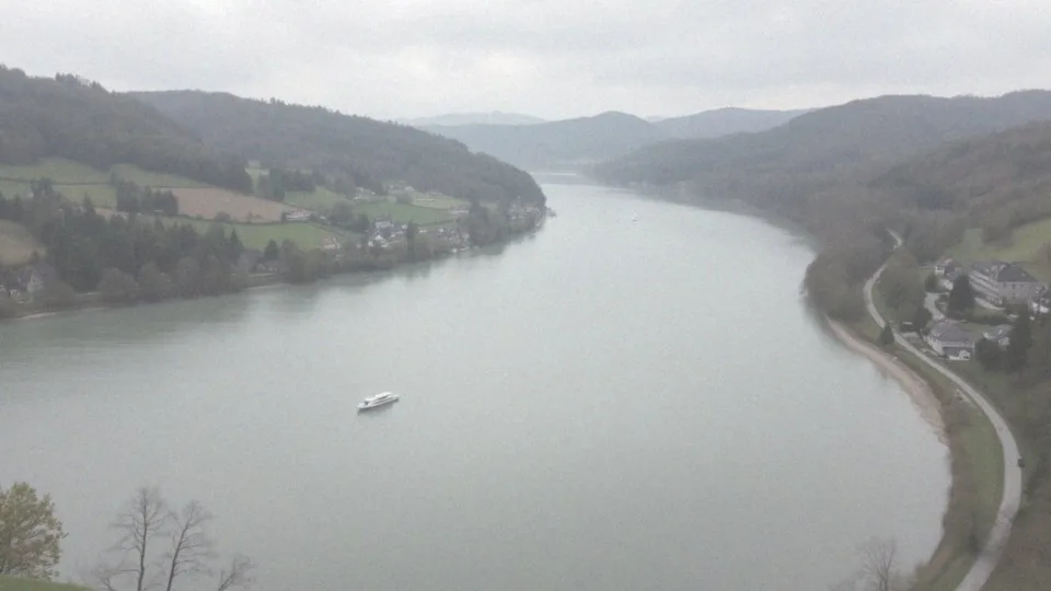 Co warto wiedzieć o rzece Moza i jej wpływie na krajobraz Belgii?