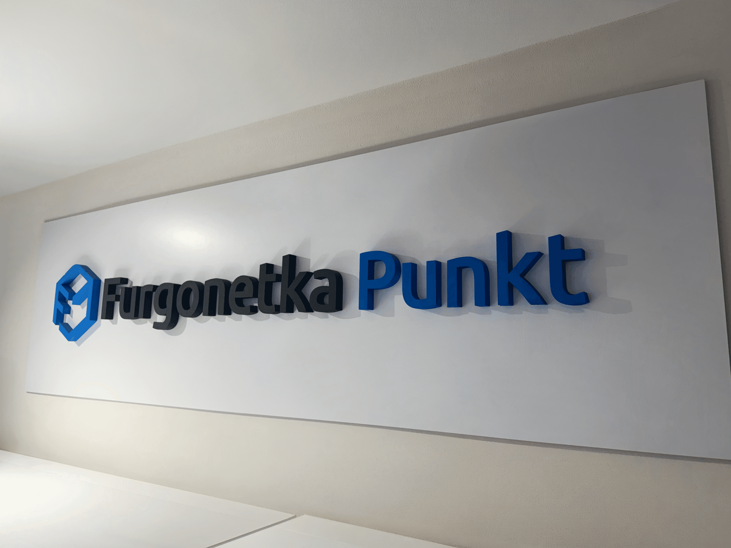 Wyślij paczkę bez kolejek – w Bydgoszczy rośnie sieć punktów Furgonetka